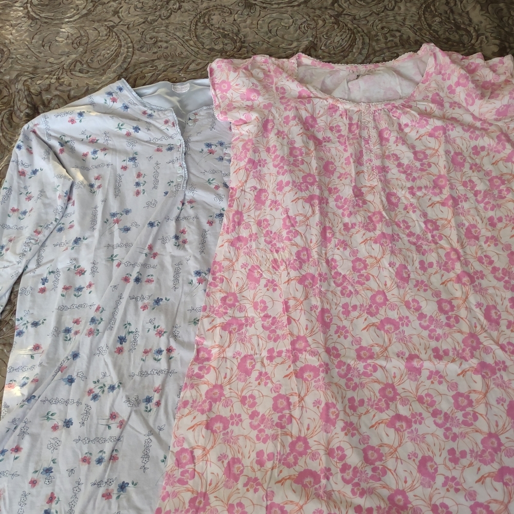 Kim Rogers and Earth Angels night gowns, size Large